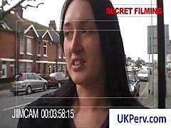 Brunette Uk Slut Meets A Stranger On The Street And Agrees To Show Her Assets